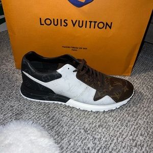 Louis Vuitton Mens shoes